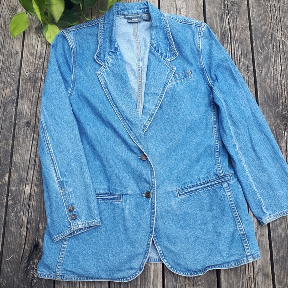 Vintage Jean jacket - Picture 2 of 8